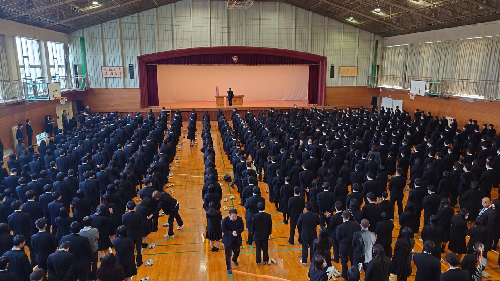 第二学期終業式が行われました